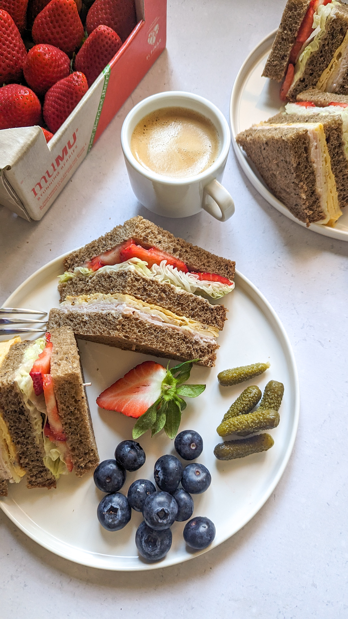 Sandwich Club de Fresas