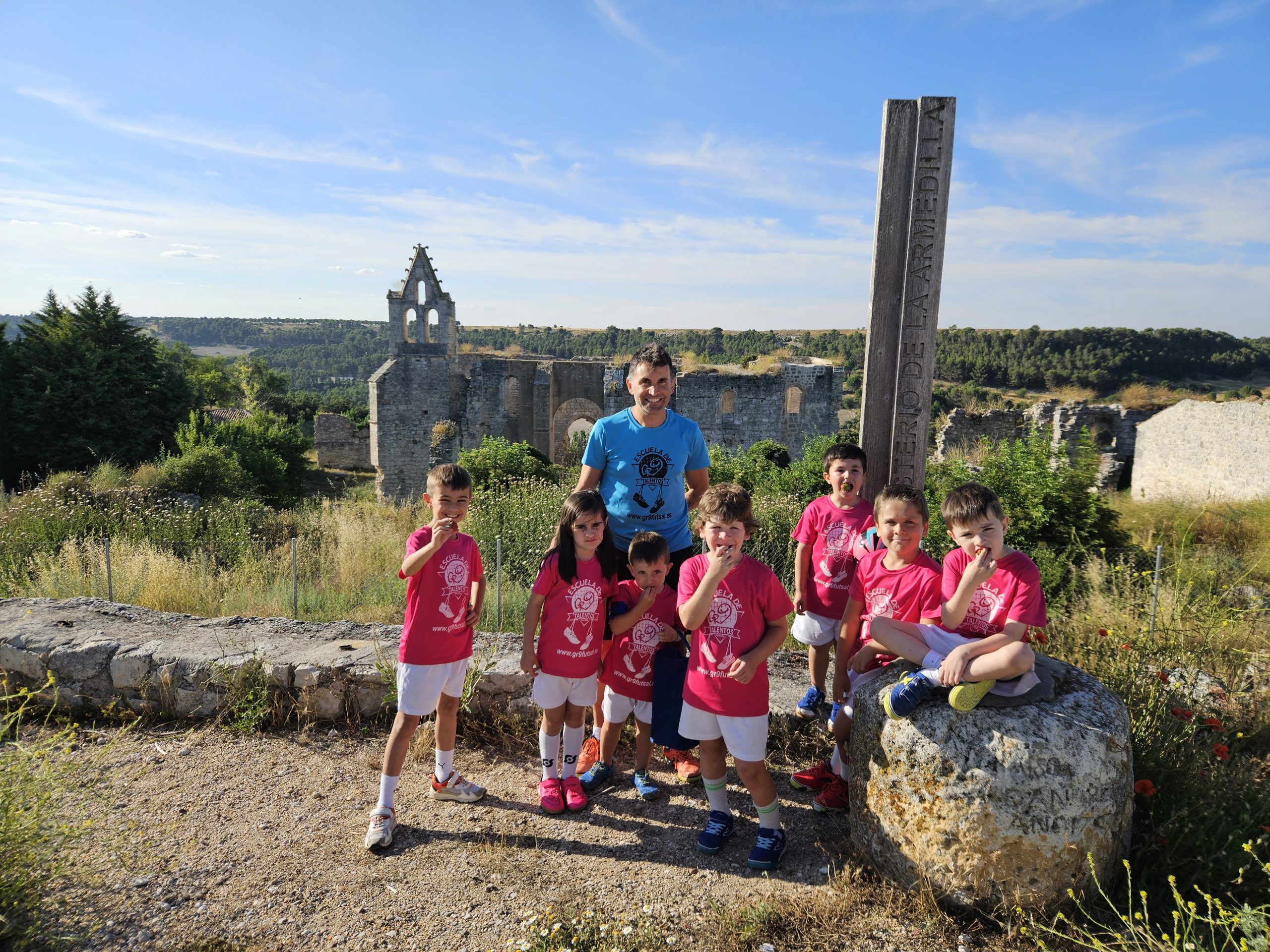 Se acaba el partido, y de recompensa… ¡fresas!