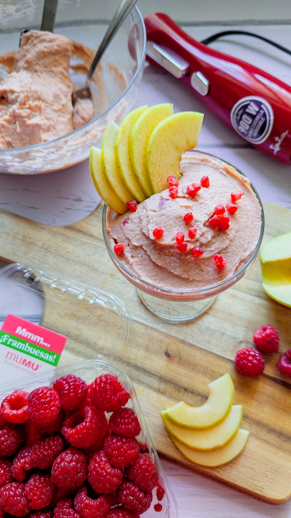 Hummus de Frambuesas el Snack Dulce y Saludable