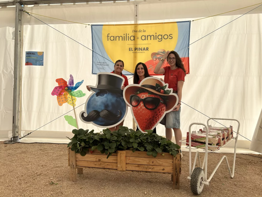 Área de photocall prevista para el II Día de la Familia & Amigos de El Pinar 2026.